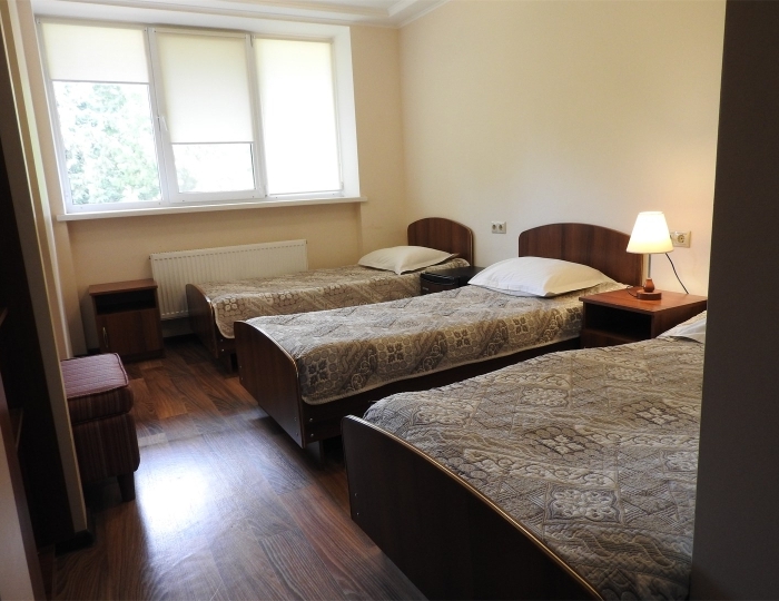 Стандарт 3-мест.1-комн.TWIN - Актив-отель «Искра»